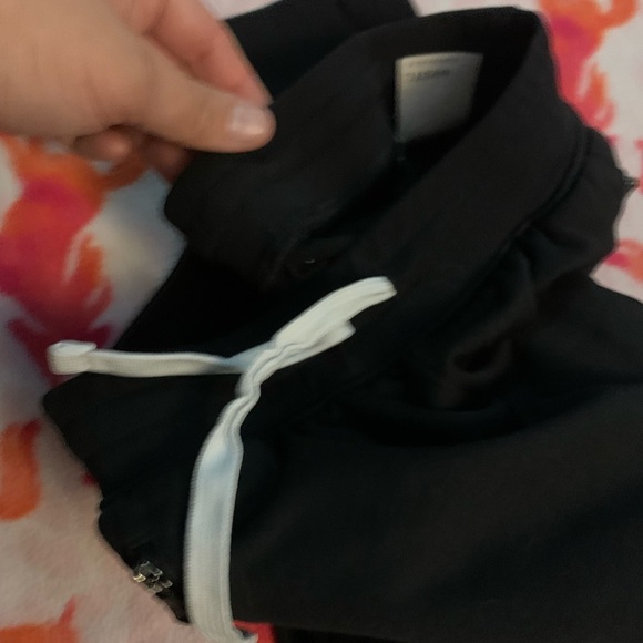Boys Under Armor size large pants in black - Picture 4 of 6